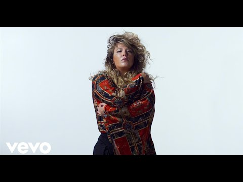 Video thumbnail for What’s My Name (Oduduá)