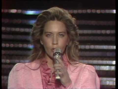 1983 Eurovision Luxembourg - Corinne Hermes - Si la vie est cadeau HQ
