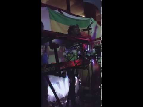 Ras Haitrm & Word Sound and Power live 2014- "Miss Understood"-Roots Rock Regae.