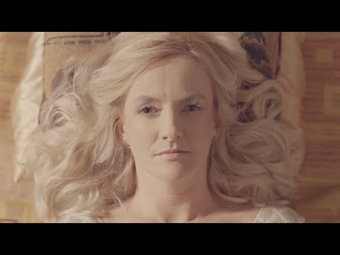 EVELIN SAMUEL - Waterfall (Official video)