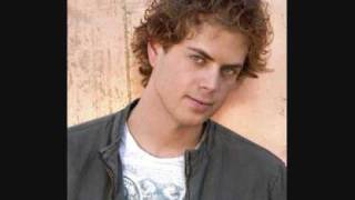 scott macintyre sings keep the faith (studio version)