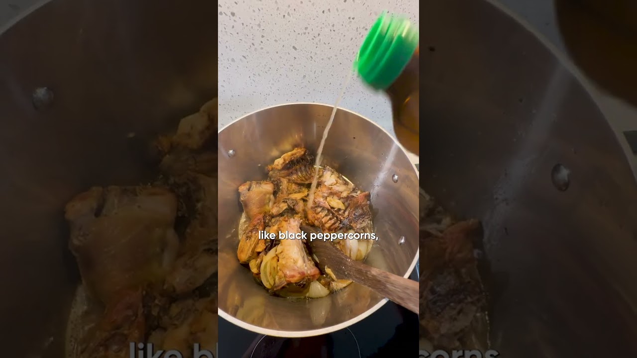 Stop paying for fake chicken stock - make your own Liquid Gold instead ✨