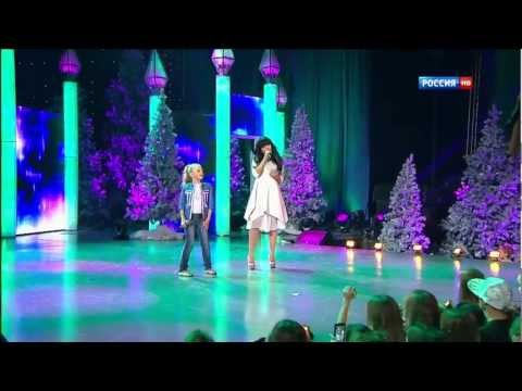 Настя Петрик и Niloo - Ola Ola Рождественская песенка года 2012