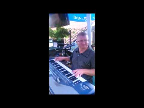 Pero Beli Turi Topla