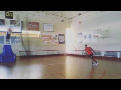 Beto Gomes no Pavilhão do Clube Desportivo da Póvoa