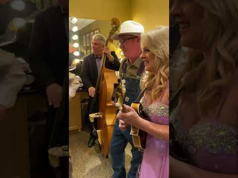 "Little Maggie" Appalachian Road Show + Rhonda Vincent (Grand Ole Opry)