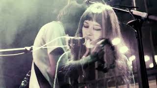 Sinaïve - Trash Mental (Official Video)