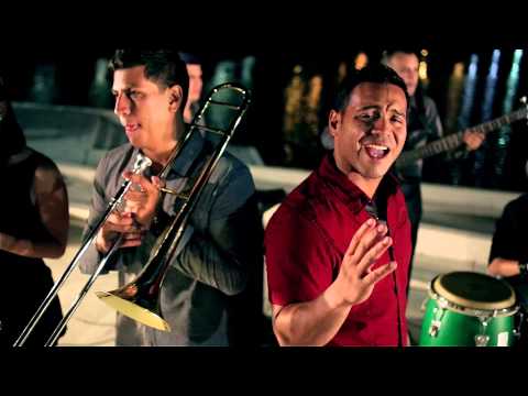 Afinca'o - Noche de Pasión [Official Music Video]
