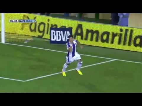 Golazo de Javi Guerra del Valladolid en el partido contra el Villarreal - 2013