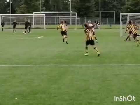 Oefenwedstrijd Excelsior Maassluis - Wilhelmus JO12-1 eindstand 4-4