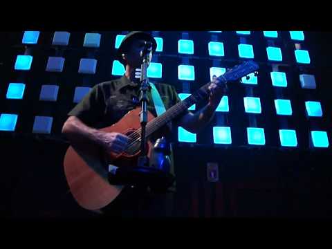 Leoni "Temporada das flores" 18/02/2011