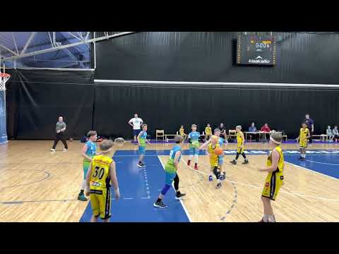 18.4.2022 Kisakallio-turnaus, minipojat MU/Kokkola - Feeniks Basket