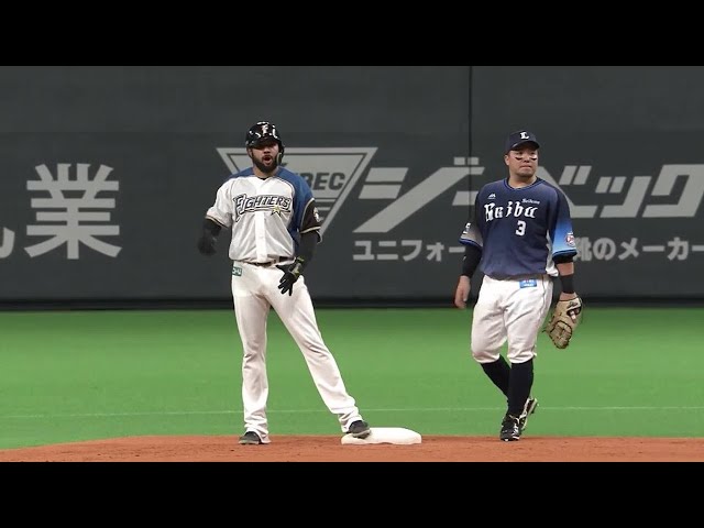 【2回裏】ファイターズ・R.ロドリゲス 逆転の2点タイムリー2ベースヒット!! 2021年10月13日 北海道日本ハムファイターズ 対 埼玉西武ライオンズ