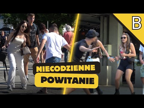 NIECODZIENNE POWITANIE