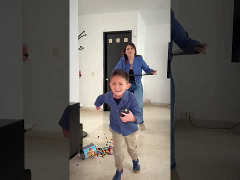 Mi MAMÁ se METIÓ en PROBLEMAS 😳😱 #shorts