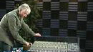 Video thumbnail for BEHRINGER EURODESK MX9000 Demo; Part 1 (Front) by World Music Supply