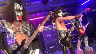 HD - Love Gun by Destroyer (Canada's Kiss Tribute) live at The Rockpile in Toronto January 18 2013