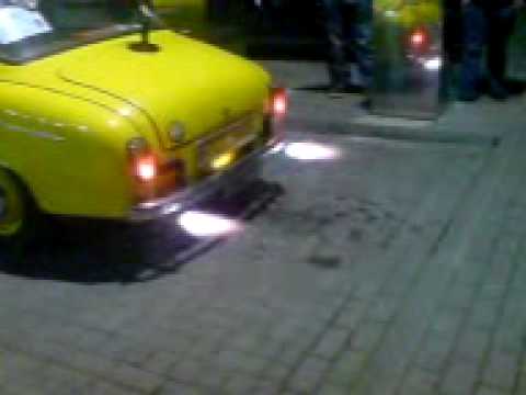 Biker Syrena palenie rur