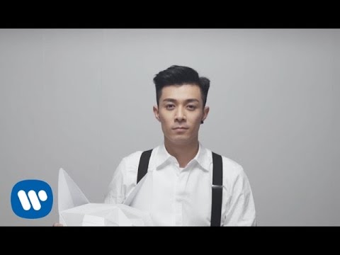 周柏豪 Pakho Chau - 小白 Little White (Official Music Video)