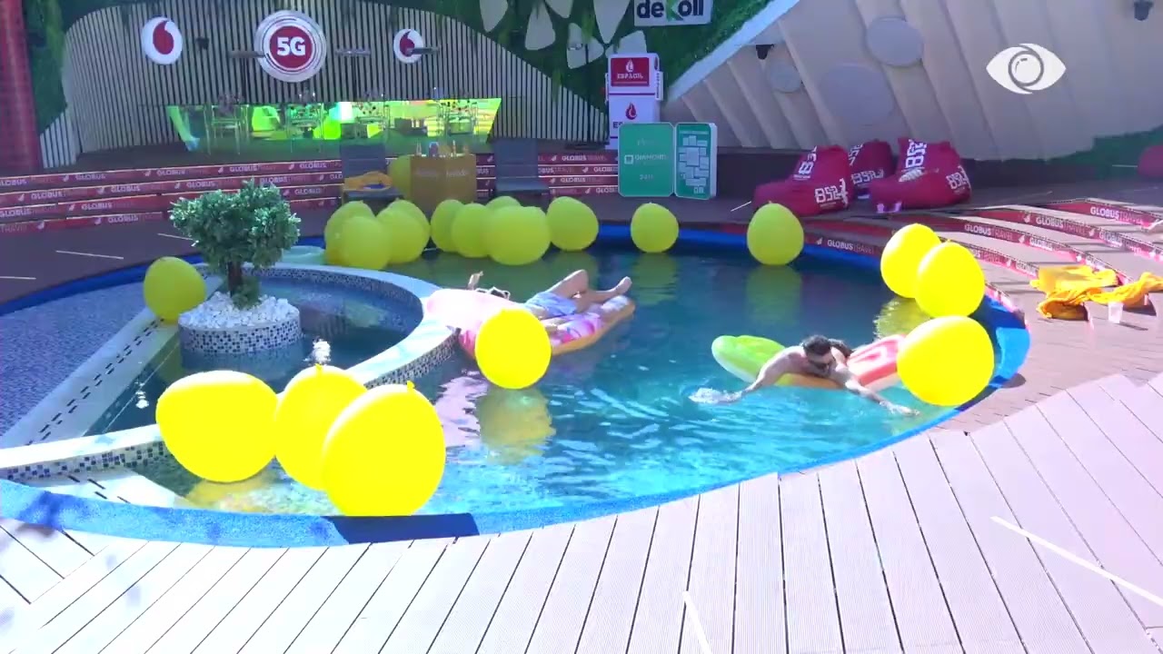 “Ta hëngsha buzën…/ Mateo dhe Brikena shijojnë momentet së bashku