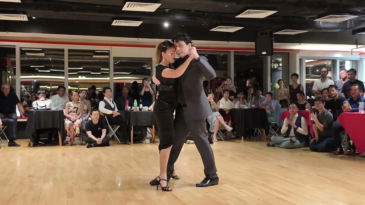 Video thumbnail for Federico Naveira & Sabrina Masso GM 4/4 - Silueta Porteña (F. Canaro) Milonga - Hong Kong 2024 - 4K