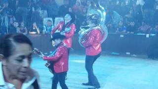 Con palabras sencillas!! Los plebes del rancho en vivo palenque tijuana 2016.