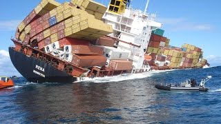 Must Watch Horrible Moments Ship In Distress In The Storm Compilation 2017 Collection