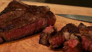 Cooking Steak With a Cast Iron Skillet