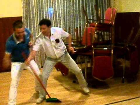 cel mai tare dansator de la bajenari