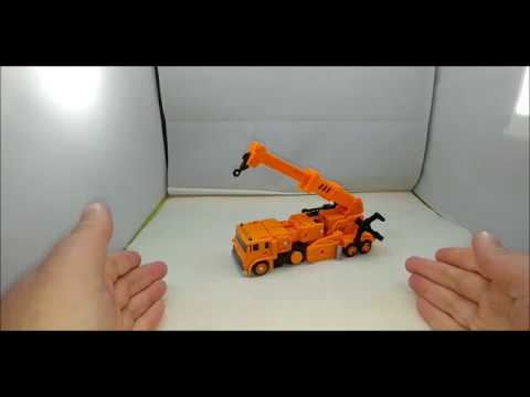 Chuck's Reviews Transformers Earthrise Grapple