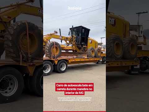 CARRO DE AUTOESCOLA BATE EM CARRETA APÓS MANOBRA NO INTERIOR DE MG