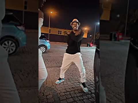 Fourshow ela é morena