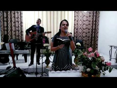 Miss. Daiany Oliveira & Pr. José Carlos Oliveira  -  Levantai vossos olhos   Hino Harpa Cristã 323