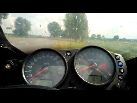 Kawasaki ZX9-R 280km\h speed