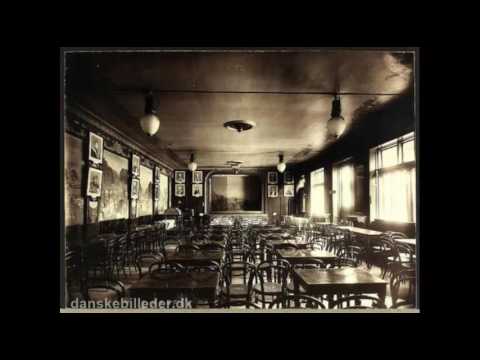 DEN GAMLE VARIETÉ - Gustav Winckler med Katy Bødtger og publikum 1969