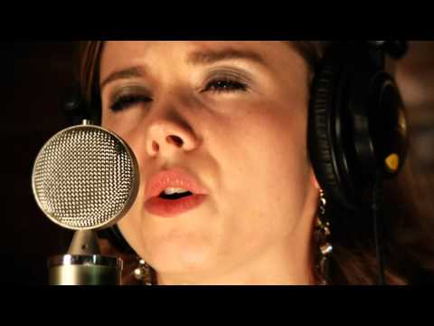 Sierra Hull - Someone Like You