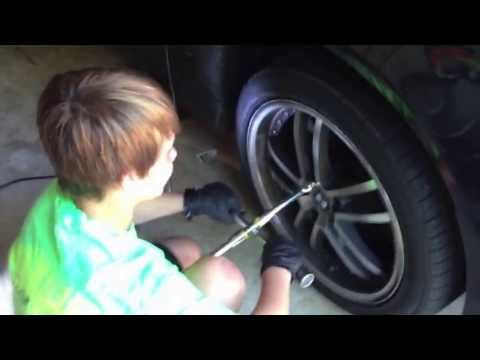 BMW 530i (E39) brakes and Rotor replacement,