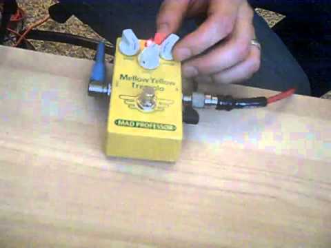 Mad Professor Mellow Yellow Tremolo demo