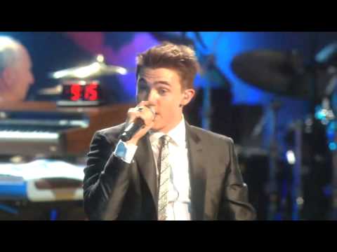 Jesse McCartney performs "Body Language" at Mandela Day 2009 from Radio City Music Hall