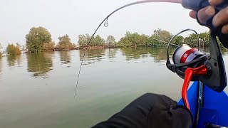 Download lagu Fishing Routes and Exploration at the Kerikan River Estuary and Sabetan Fish Strikes: Dangerous! ... mp3 Download lagu Fishing Routes and Exploration at the Kerikan River Estuary and Sabetan Fish Strikes: Dangerous! ... mp3
