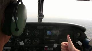 preview picture of video 'Moorabbin 13R and Carrum Approach Touch and Go TPW 27 March 2010'