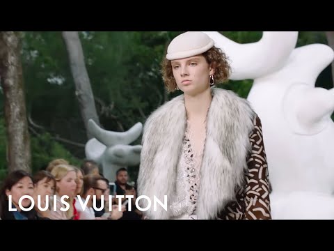 Women's Cruise 2019 Show | LOUIS VUITTON
