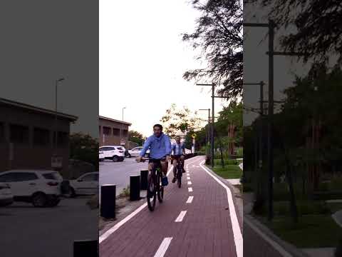 Ciclovia calle Rondeau frente a Vialidad en la puerta del ex zoo 