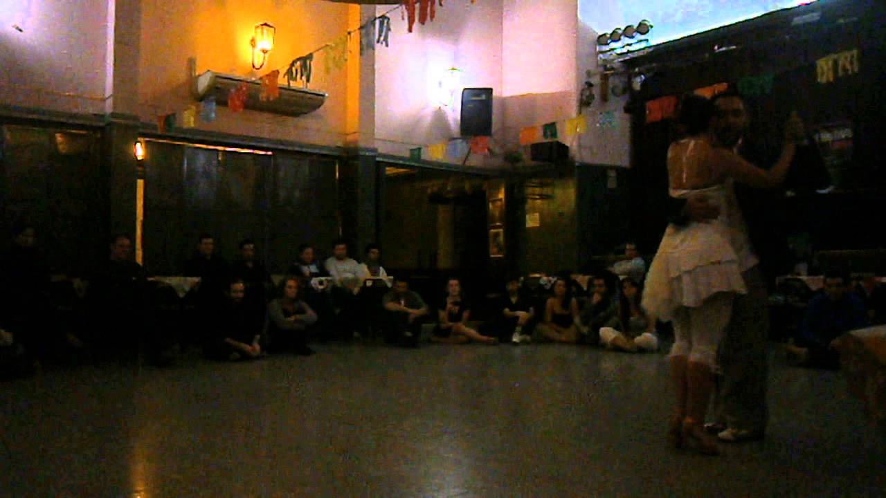 Marisol Morales y Alejandro Larenas en El Motivo Tango 1/7/13