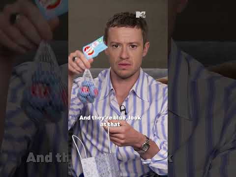 "What's in the bag?" 😮 Joseph Quinn loves him some babybels 😭