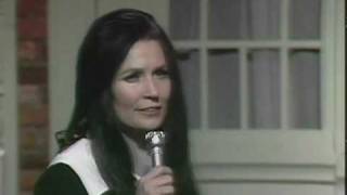 Loretta Lynn - I Know How