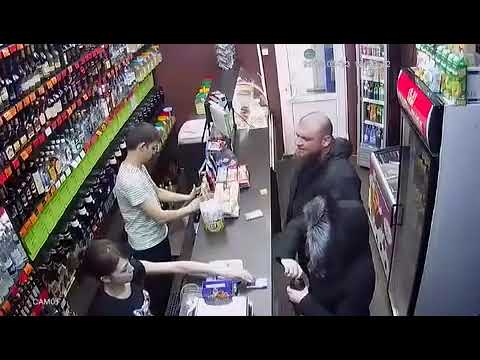 Буйный посетитель устроил 