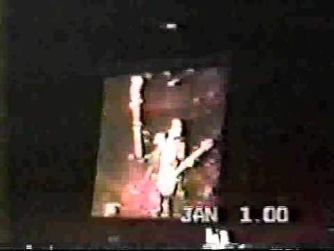 KISS Live GeneSimmons Spitting Fire @ The Rosemont Horizon (Chicago) July 14th 1996