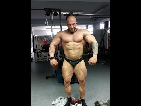 Giannis Magos Smacked an IFBB Judge at the 2016 IFBB Diamond Cup!