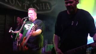 04 - Love...Hate -  Sacred Reich ( Primão )